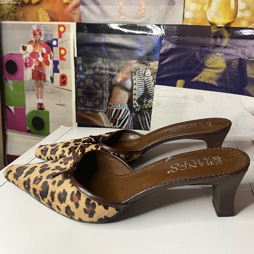 COPY - *FUZZY* Leopard mule kitten heels!?